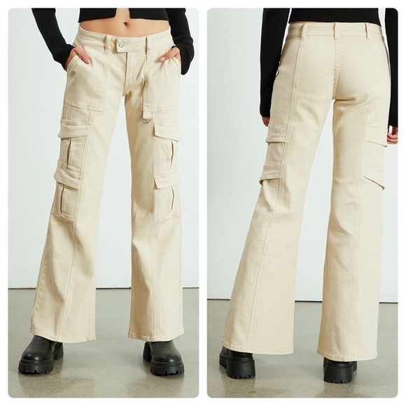 Pacsun pearl low rise cargo bootcut pants tan women’s 28 NWT - Picture 1 of 14